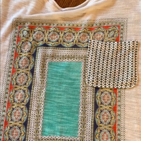 Democracy Cold Shoulder T-Shirt Size Medium - Picture 8 of 9